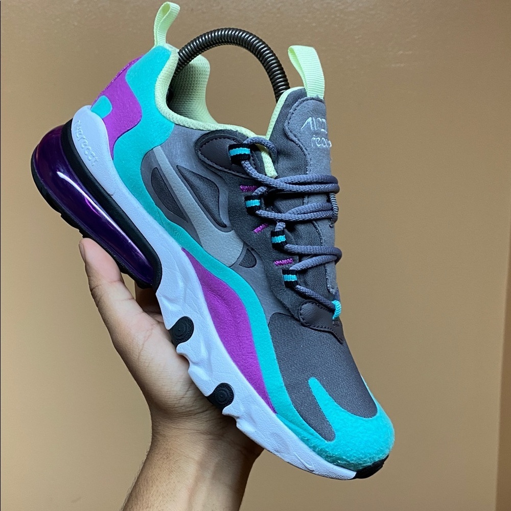 Nike Air Max 270 React Women’s Running Sneakers Gunsmoke Aurora SZ 8 BQ0103-007 - Picture 11 of 16
